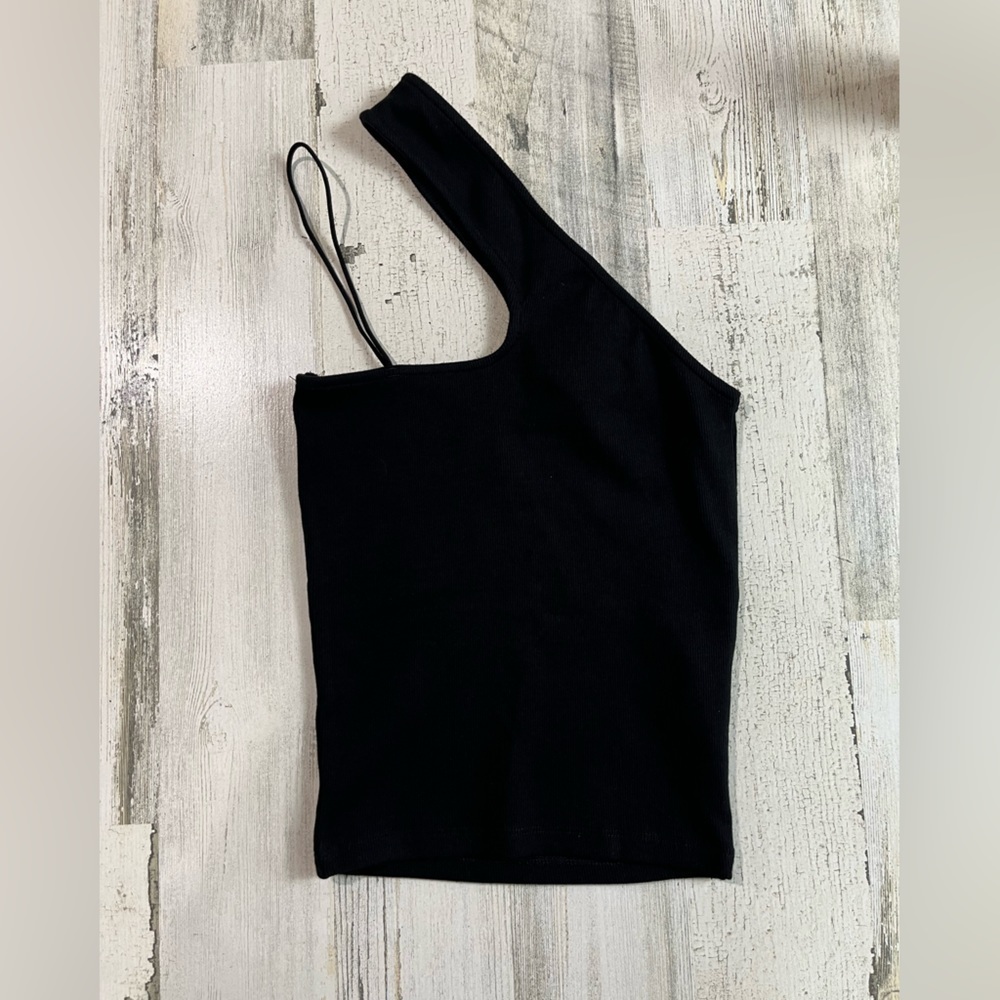 Zara Asymmetric Neckline Black top nwt size small - Picture 4 of 7